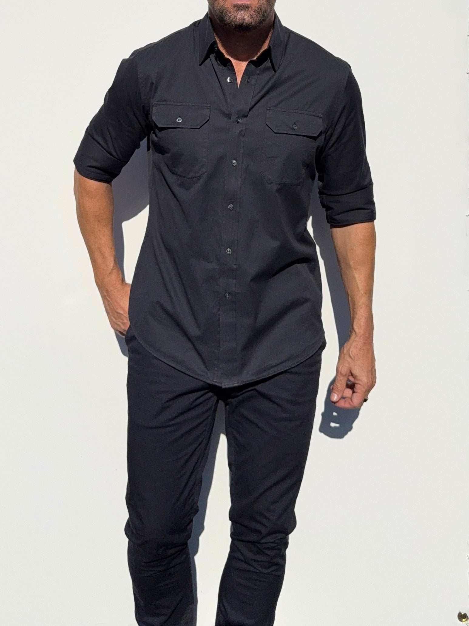 The Utility Shirt in Twill - Jet Black