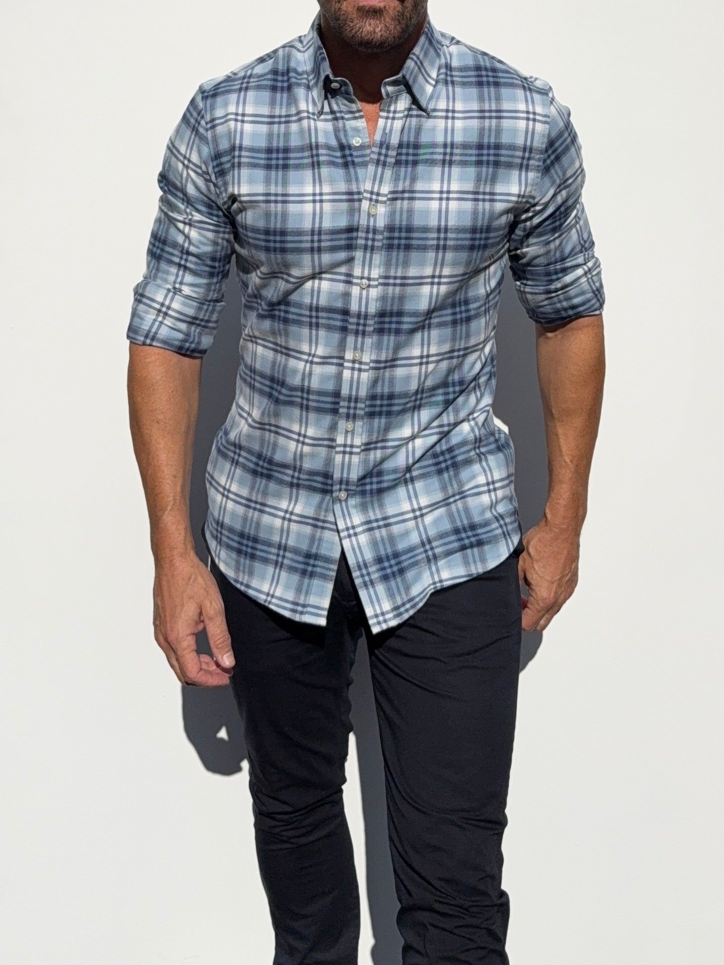 The No-Pocket Dress Flannel - Light Blue Plaid