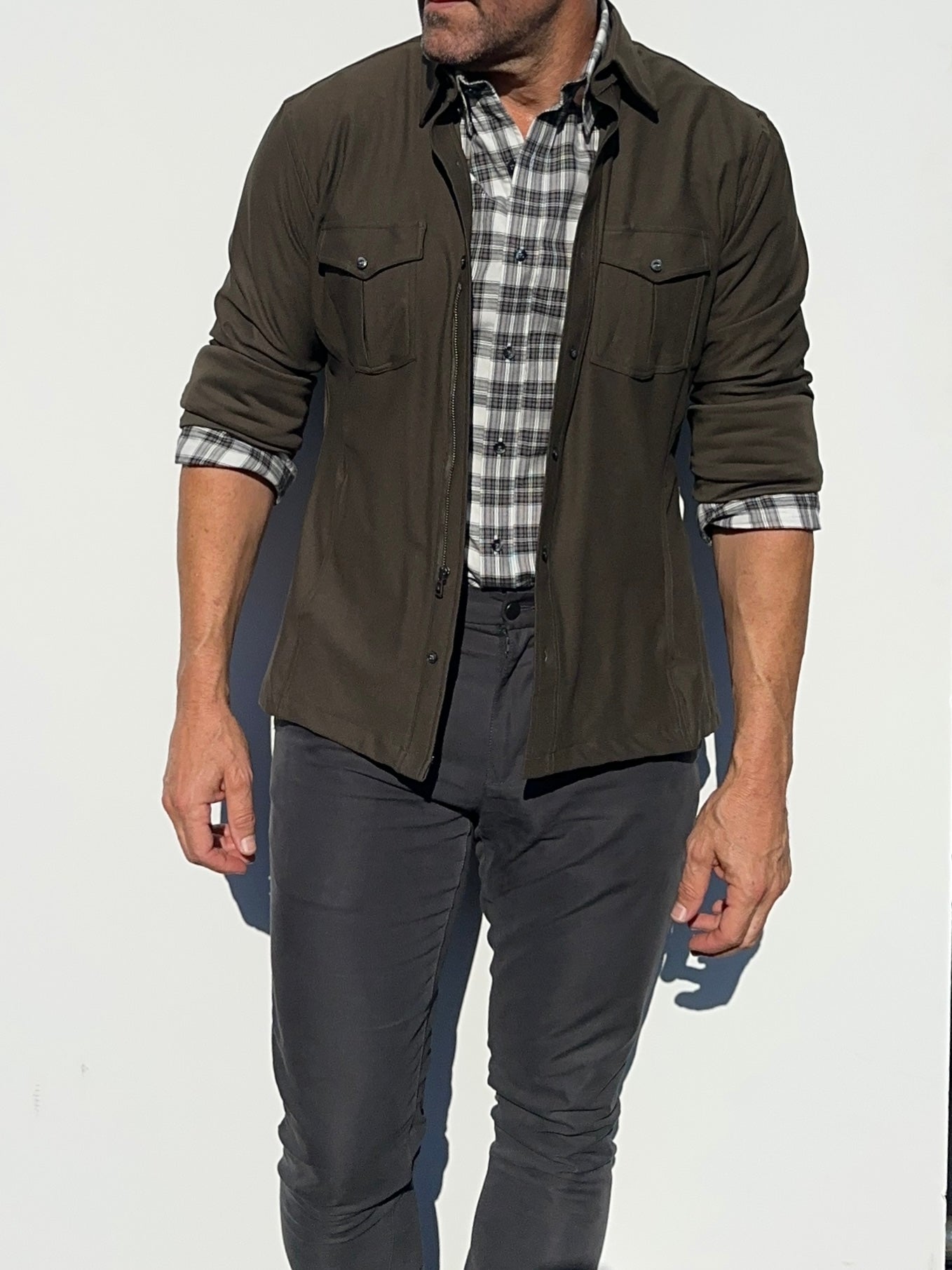 The Urban Legend in Stretch Performance - Army Green Performance