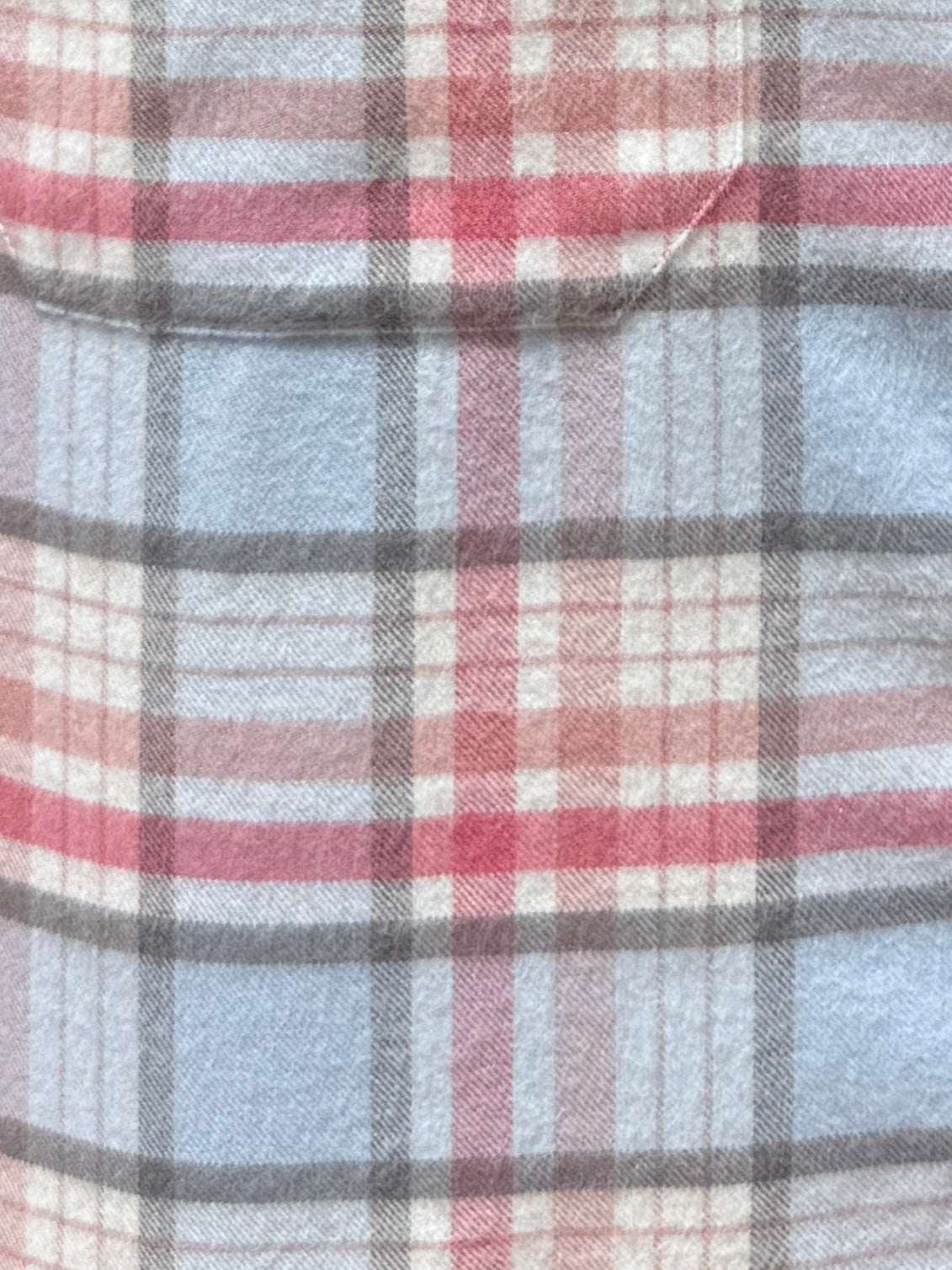 The Utility Shirt in Plaid Flannel - Light Blue & Pink