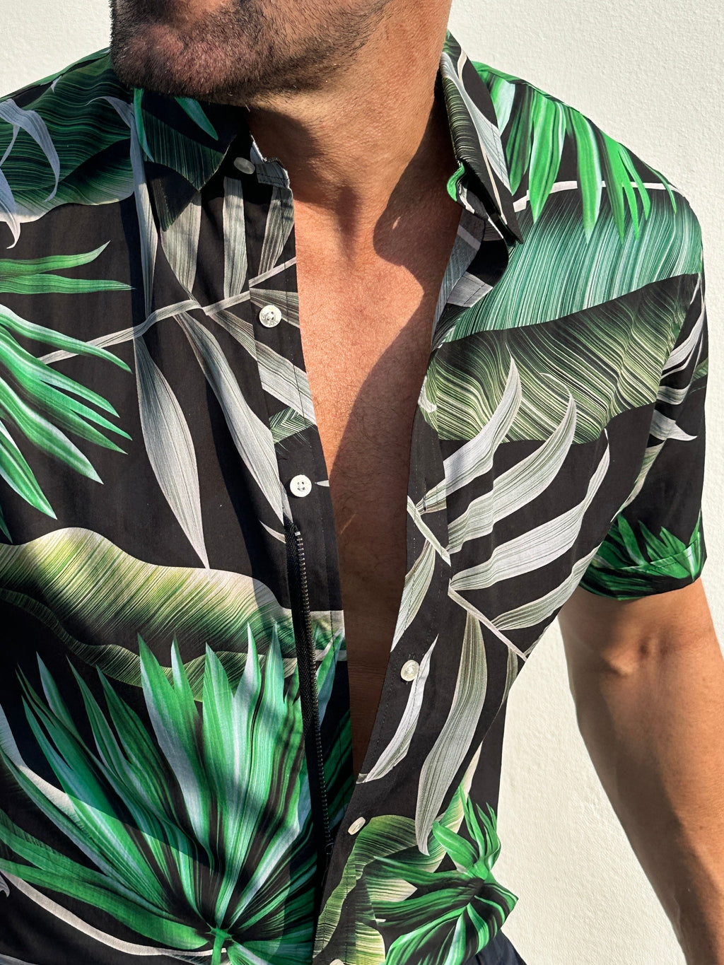 Club Tropicana Party Shirt - Vibrant Green