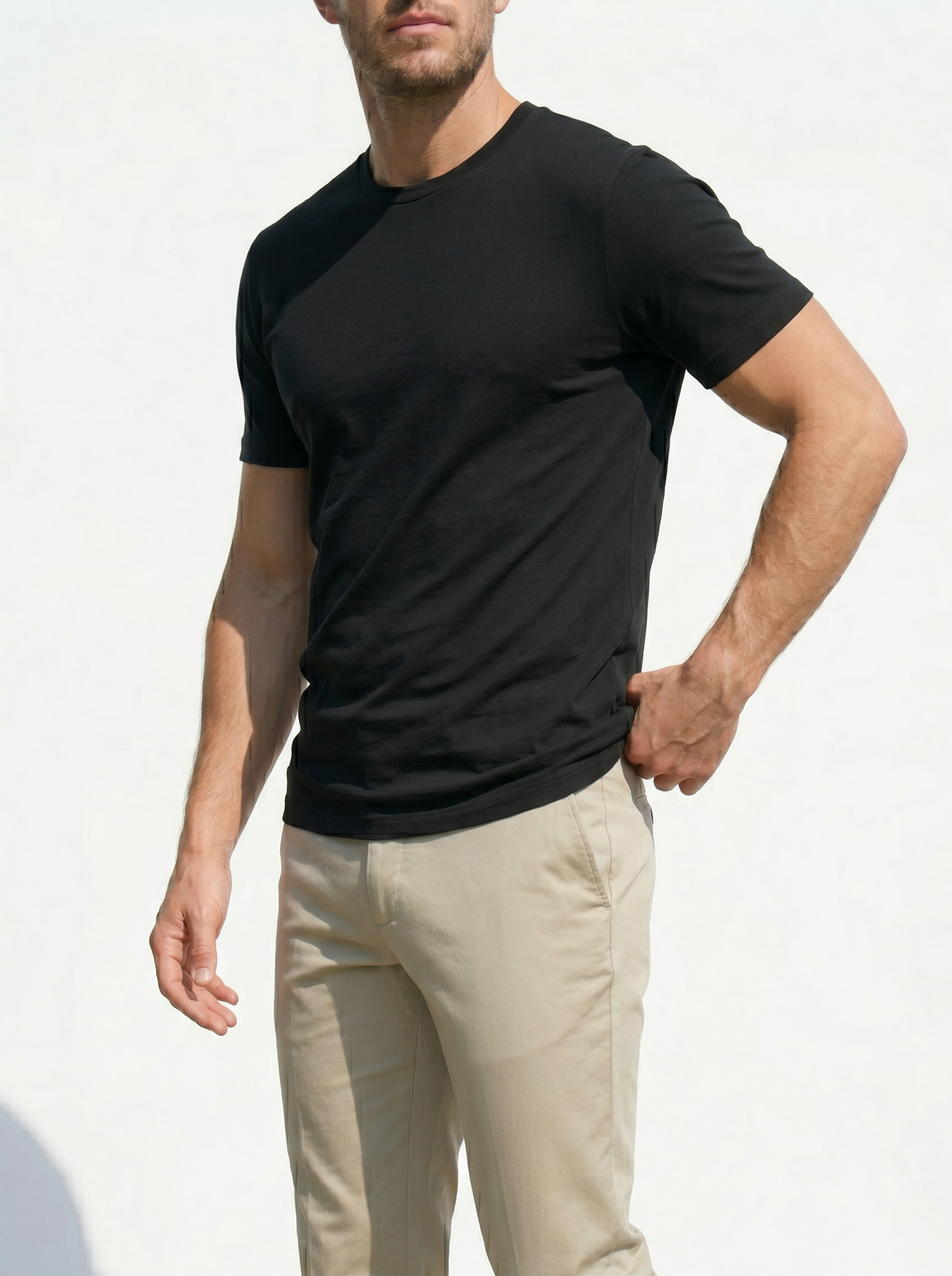 Crewneck T-shirt in Tedra™ - Black