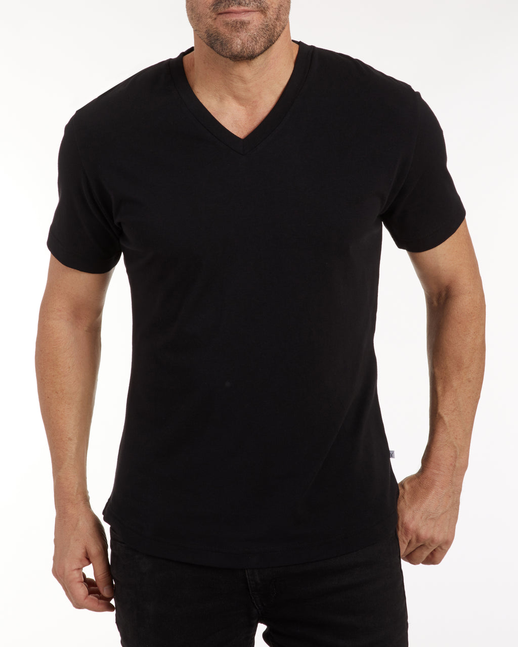 V-Neck T-shirt in Tedra™ - Black