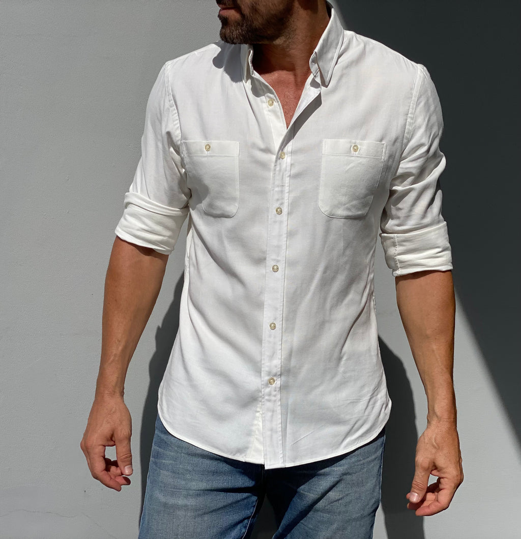 Two-Pocket Organic Oxford in Ivory