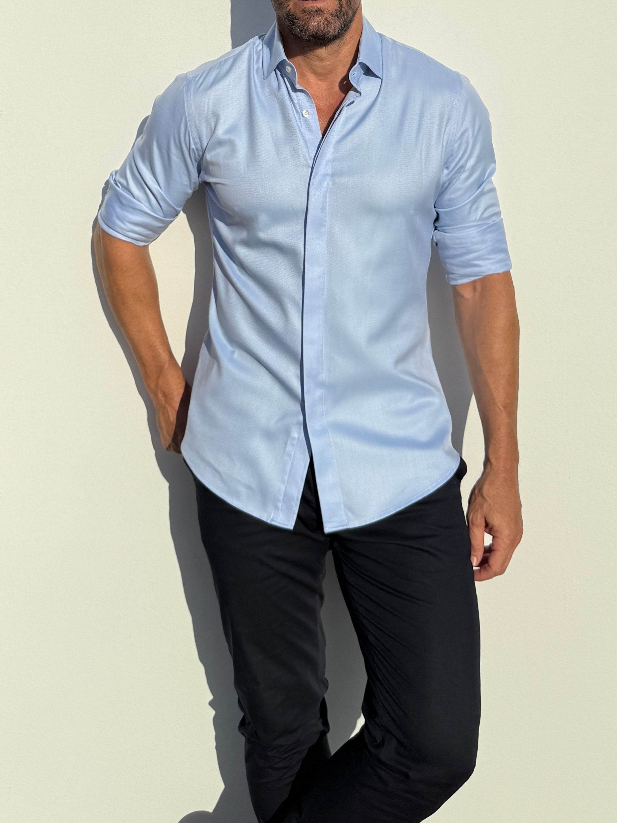 The Hidden Button Shirt in Lux Twill - Light Blue