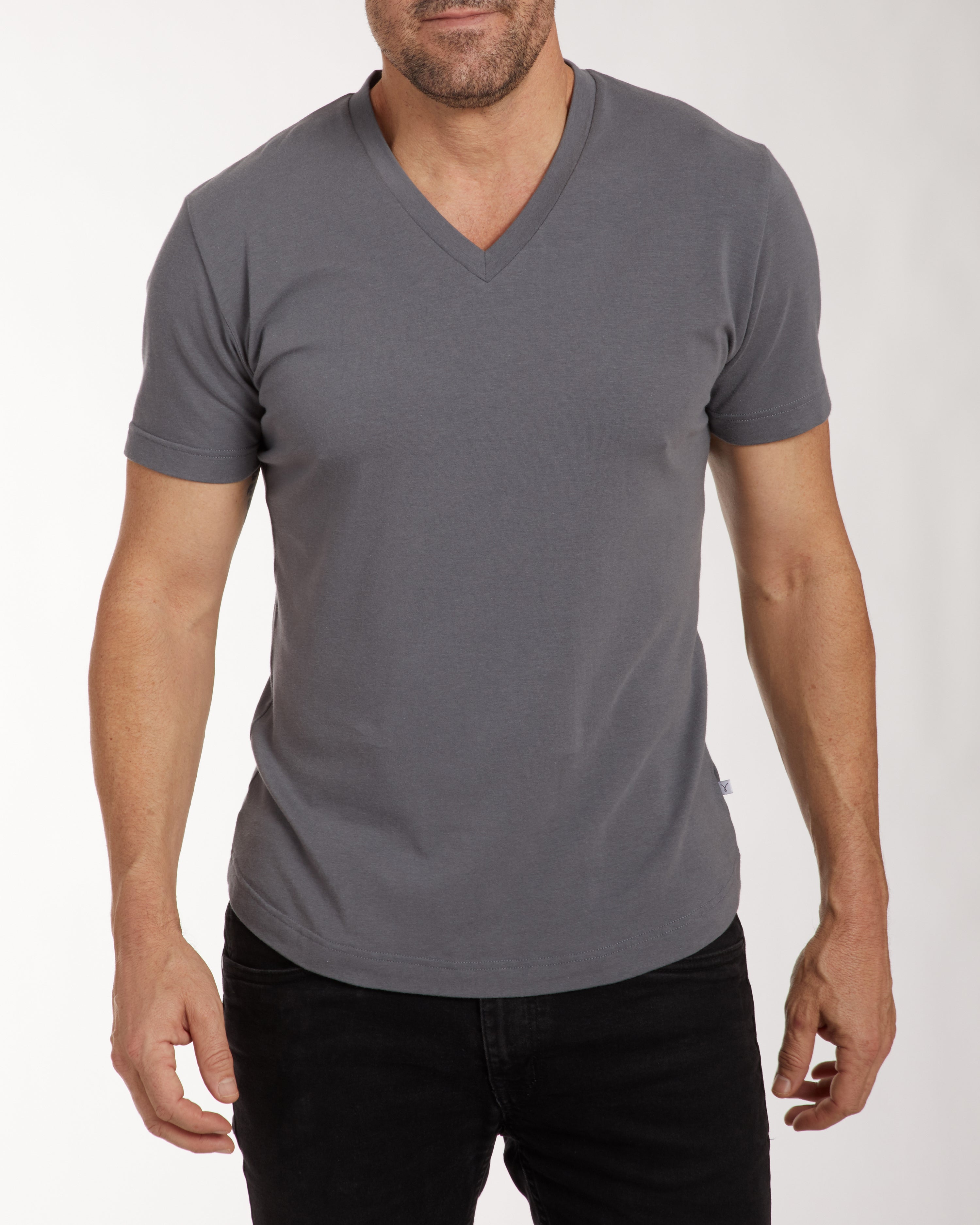 V-Neck T-shirt in Tedra™ - Gray