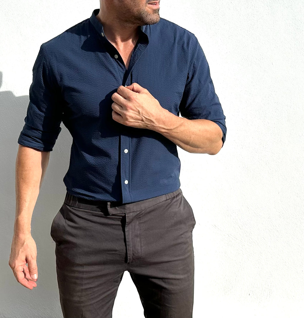 Band Collar Solid Seersucker - Midnight Band Collar Seersucker